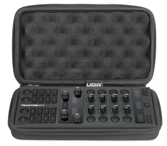 UDG Creator NI Traktor Z1 MK2/ X1 MK3/ Reloop Mixtour Pro Hardcase Black