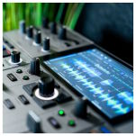Denon DJ PRIME GO+ & UDG Creator Hardcase Prime GO+ - 7