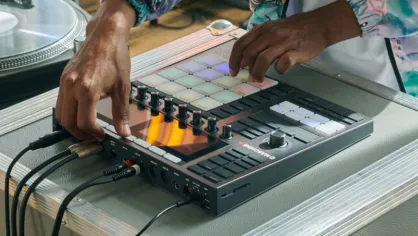 Native Instruments MASCHINE+ 