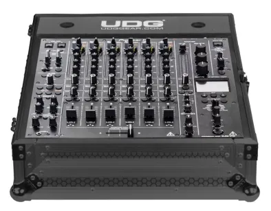 UDG Ultimate Flight Case Pioneer DJ DJM-V10 Black